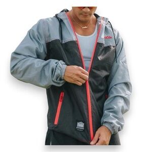 Crowns Guam Stormy Sky windbreaker
